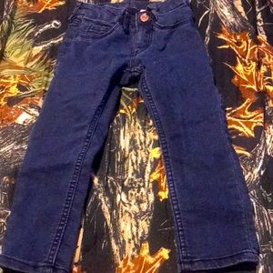 Size 2t skinny fit blue jeans